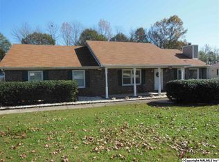 549 Wade Rd SE, Owens Cross Roads, AL 35763