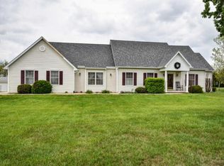 188 Munson Hill Dr, Marshfield, MO 65706