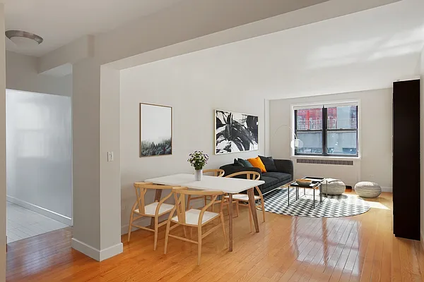 Rented by Stonehenge NYC LLC | media 4