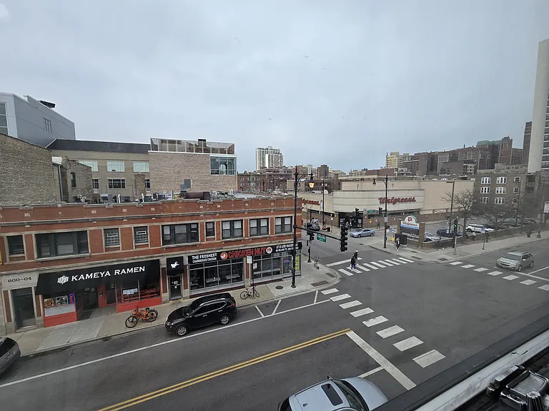 605 W Belmont Ave #203 — Photo 12