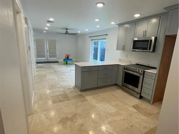 1 Houmas Pl APT D, Destrehan, LA 70047