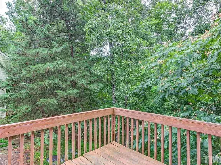 310 Cedarwood Ln #310 — Photo 2