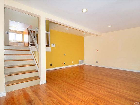 5th image of 21535 Erwin St Unit 111