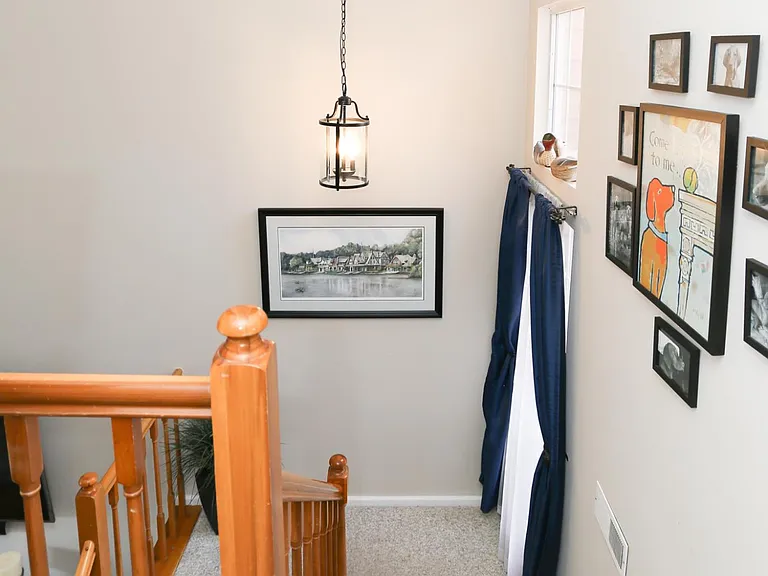 603 Danbury Ct — Photo 16