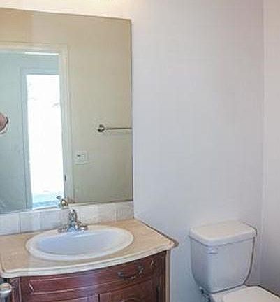 5th image of 1922 Kelly Ave Unit 5