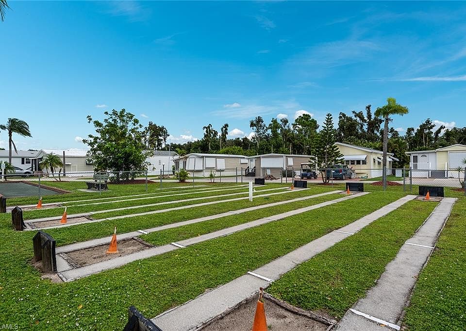 2nd image of 8611 Pepperwood Dr