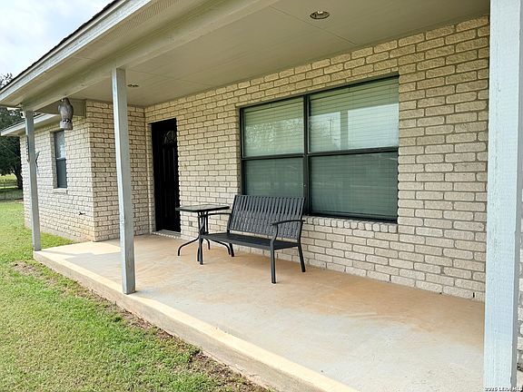 5th image of 1520 LAKESIDE DR