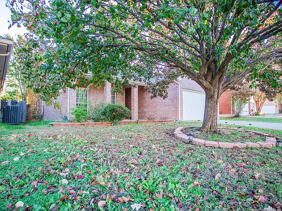 3rd image of 5904 Blanchard Dr