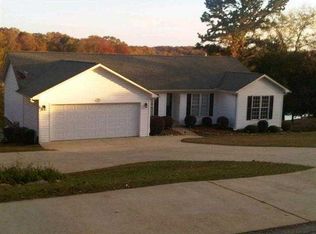 117 Englewood Dr, Inman, SC 29349