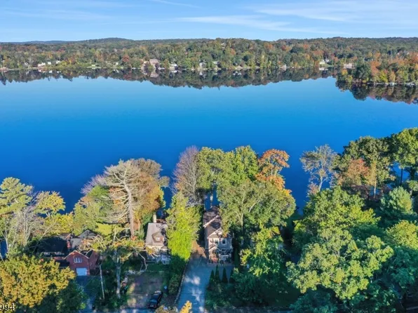 117 Lake Shore Dr, West Milford Twp., NJ 07421