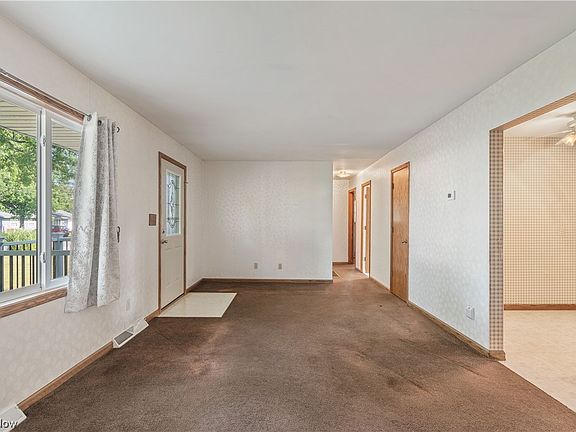 5th image of 4218 Sabin Dr