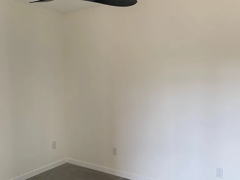 2327 Texas Ave — Photo 36