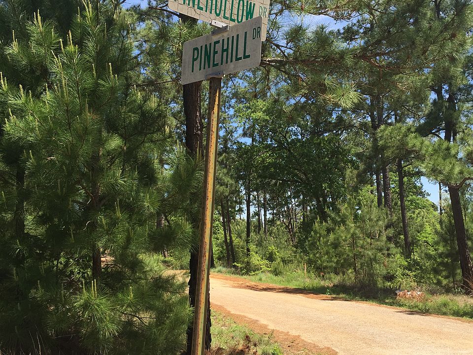 1st image of 107 Pinehollow Dr