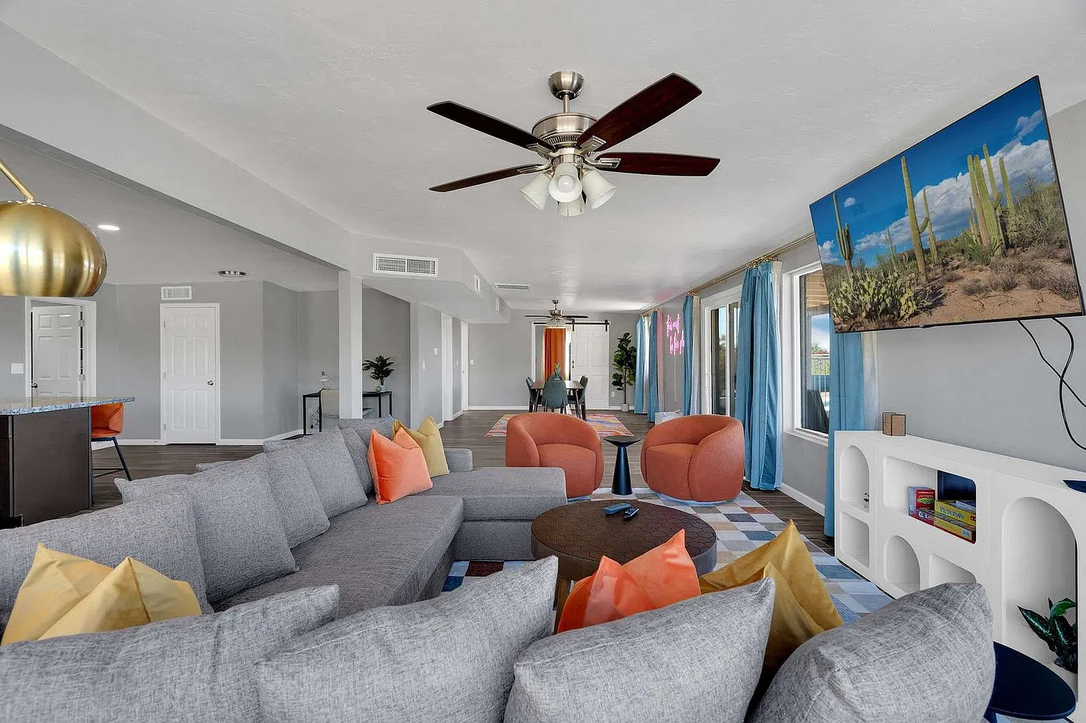 4 bed, 3.0 bath, 2357 sqft, $9,472 — Photo 3
