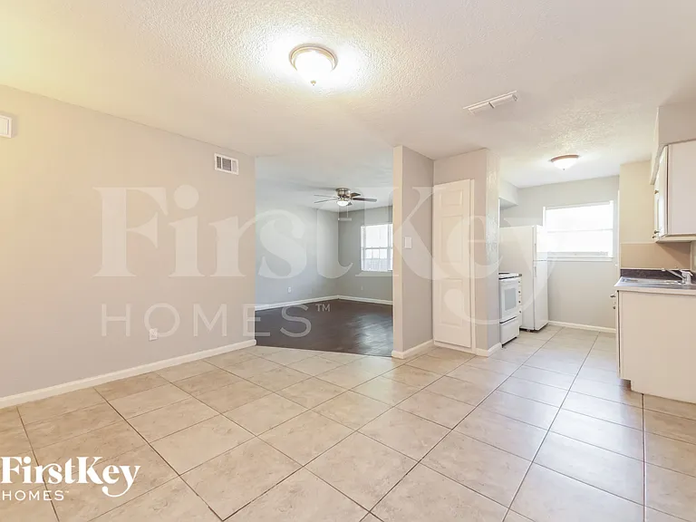 1600 Judy Dr — Photo 7