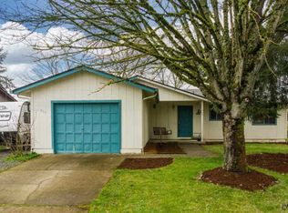 860 W Airway Rd, Lebanon, OR 97355