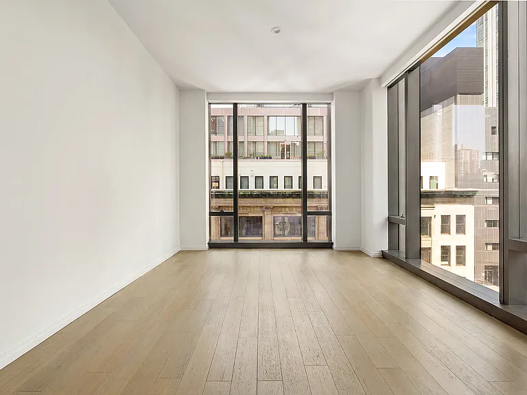 277 5th Ave #21B — Photo 3