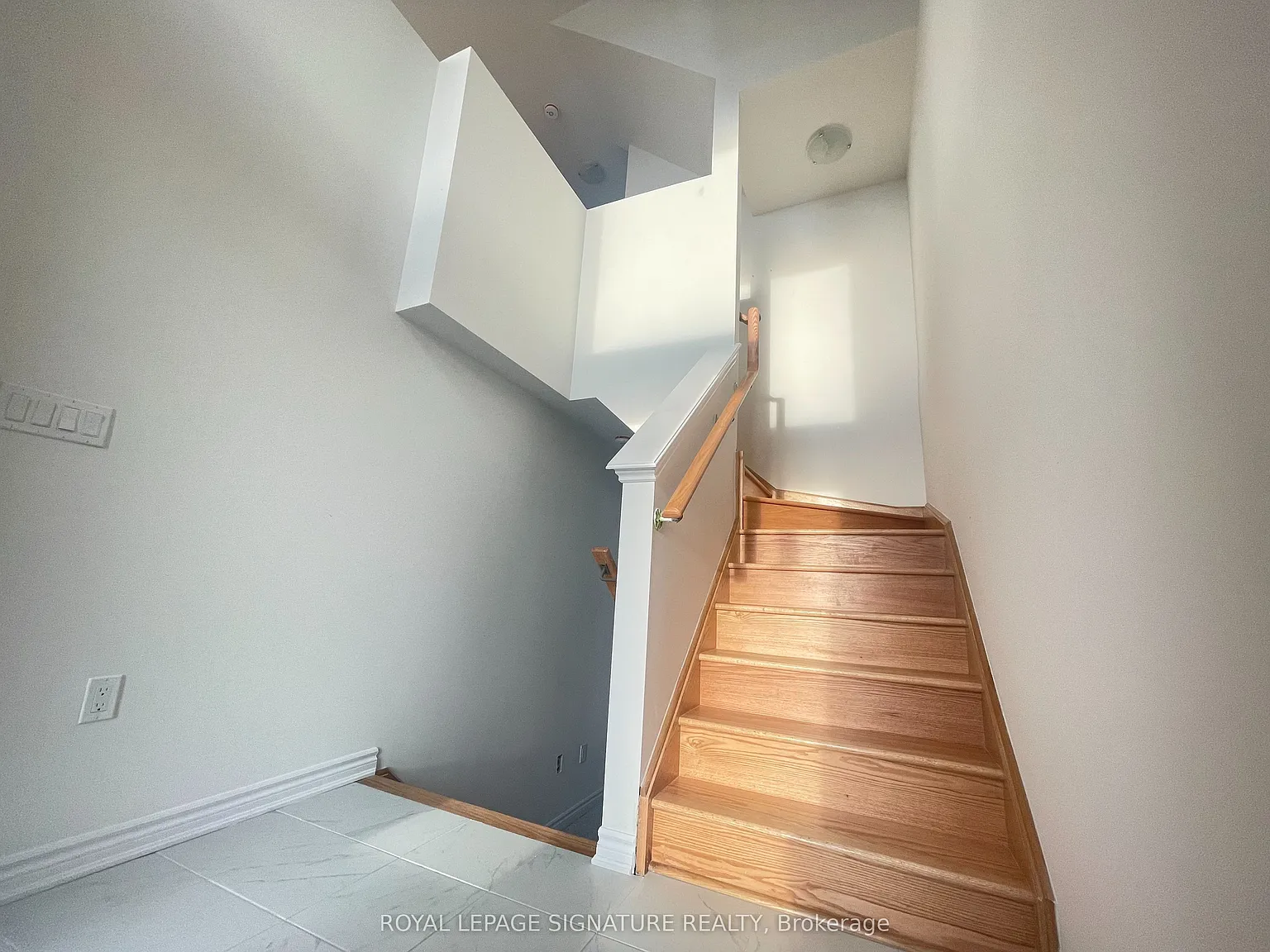 4 bed, $3,500 — Photo 2