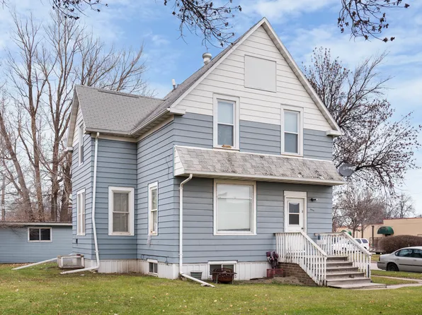 1502 Dyke Ave #3, Grand Forks, ND 58203