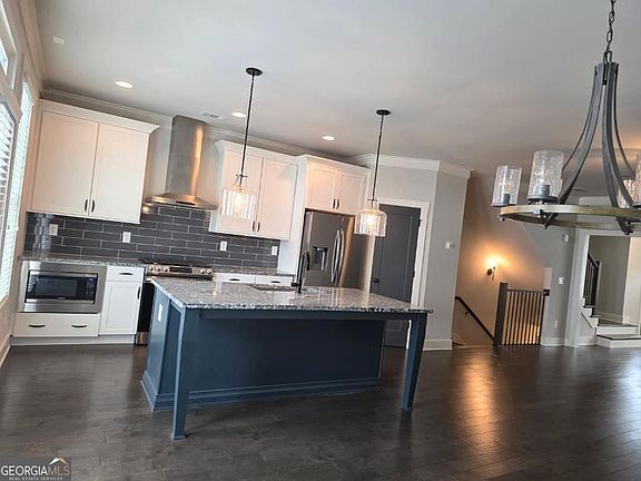 5th image of 3176 Kincaid Dr