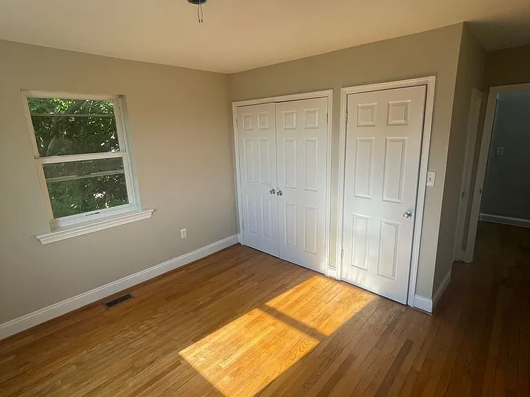 5032 E Capitol St NE — Photo 12