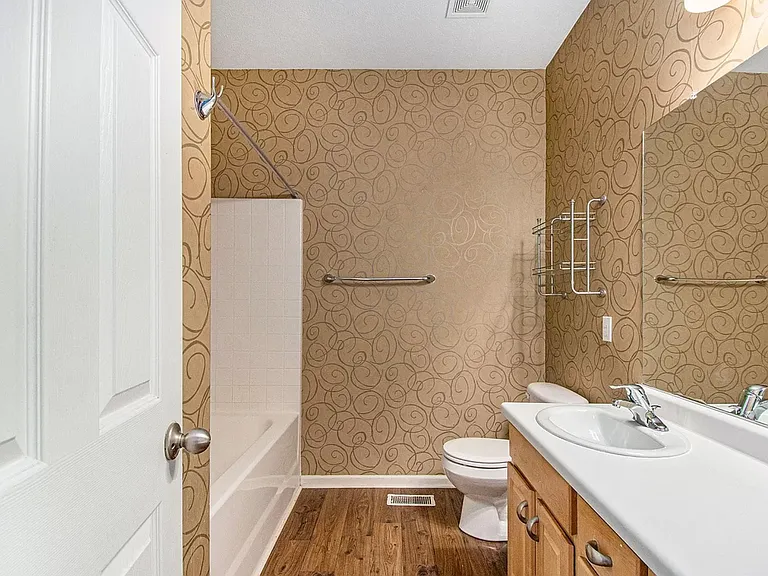 4722 S 194th Ave — Photo 15