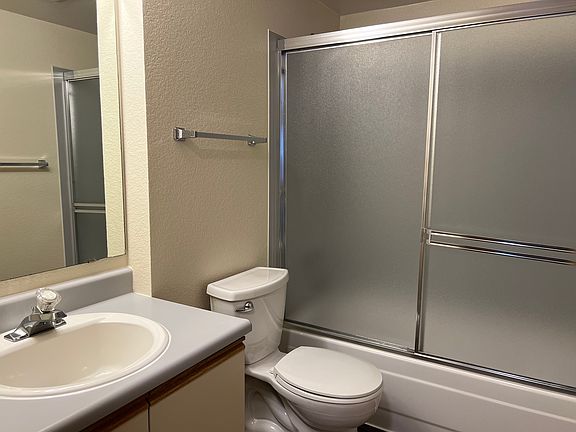 5th image of 6806 Oswego Pl NE #202