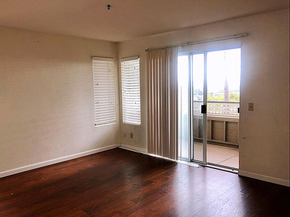 5th image of 699 Dartmore Ln APT 368