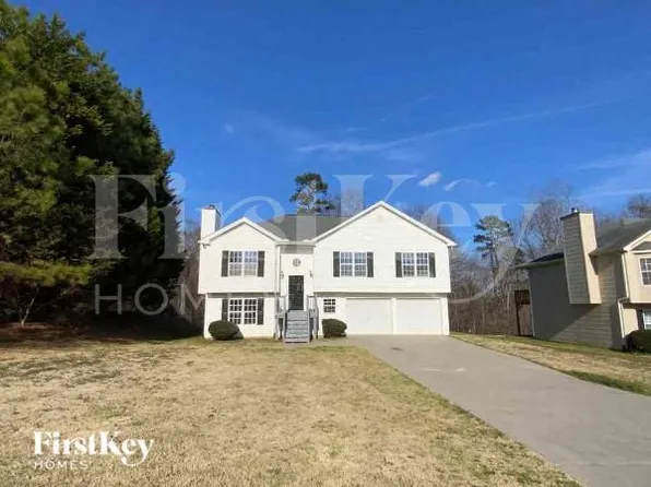 3742 Legacy Walk Dr, Flowery Branch, GA 30542