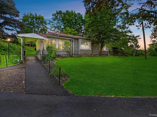 10 Hampton Place, Newburgh, NY 12550