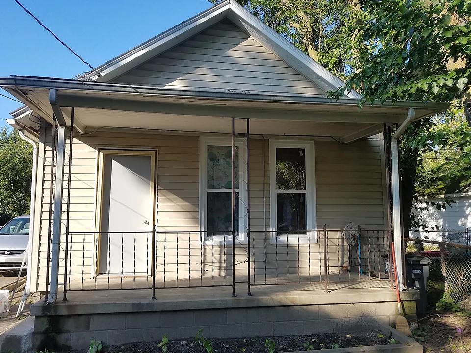 1133 Delence St #2