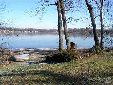 2nd image of 45232 Woodman Dr