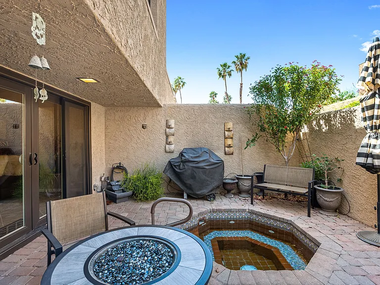 73421 Foxtail Ln — Photo 35
