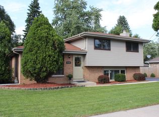 4306 W 143rd St, Crestwood, IL 60445