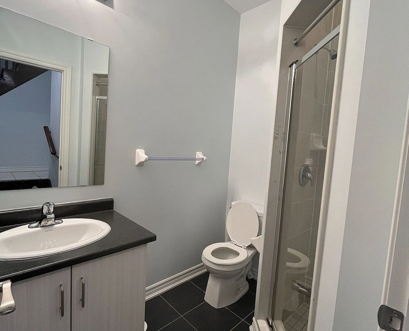 4 bed, $3,200 — Photo 4