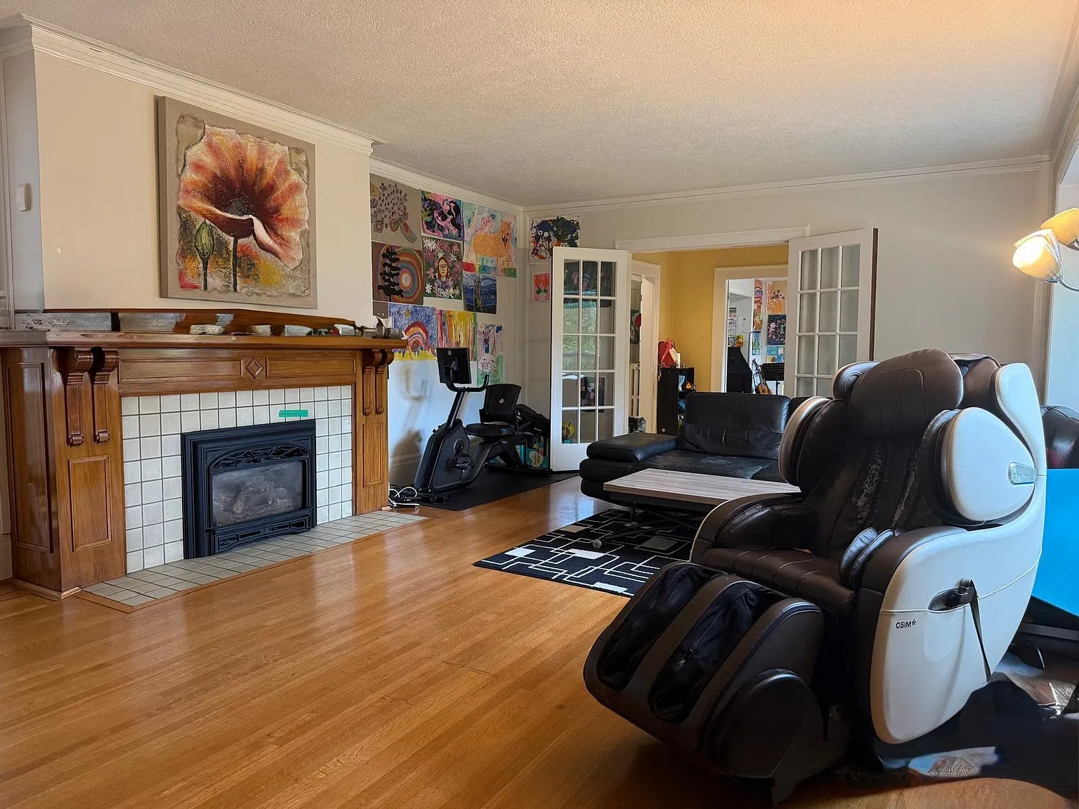 5 bed, 4215 sqft, $8,000 — Photo 2