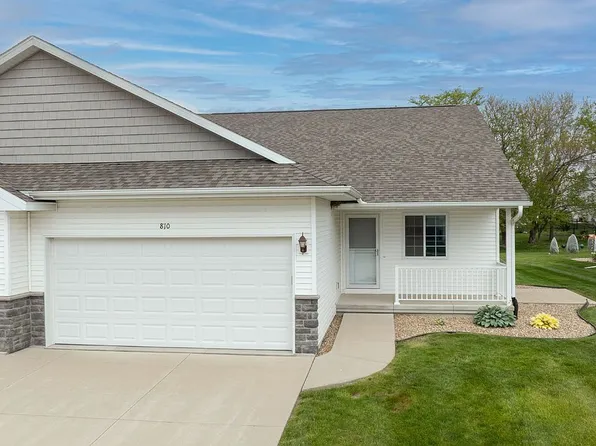 810 Deer Run Dr NE, Cedar Rapids, IA 52402