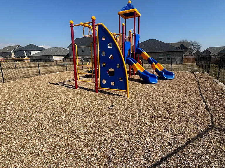 The Village at Geren Road — Photo 16