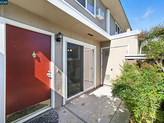 5th image of 1014 Bancroft Rd