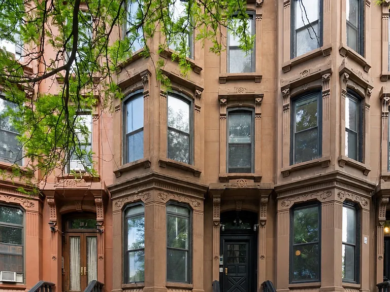 533 Washington Ave #GARDEN — Photo 3