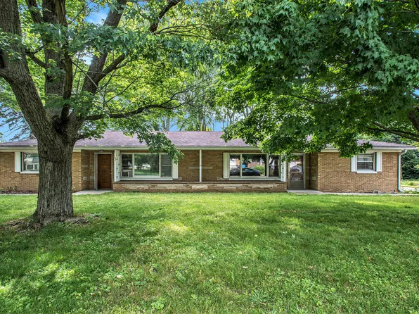 157 Elvern Dr, Coloma, MI 49038