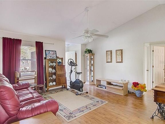 4th image of 5774 Deer Hollow Ln
