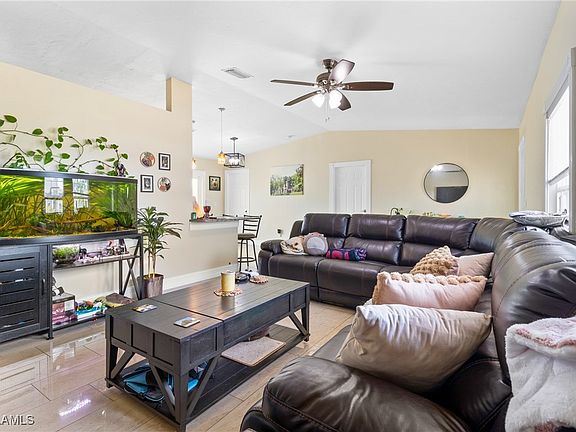5th image of 509 SW 25th Ln
