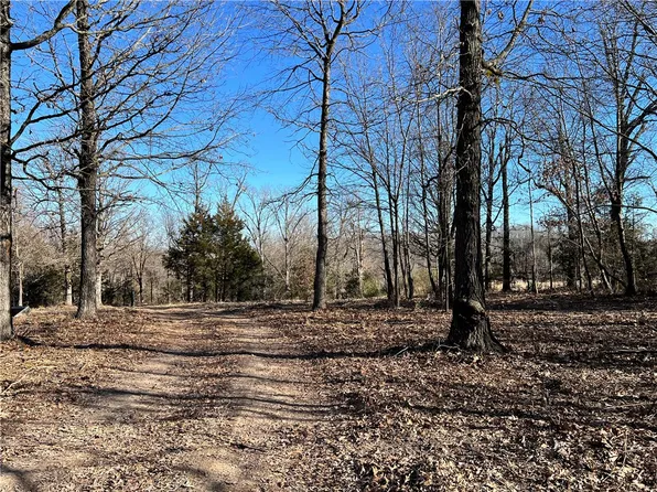 843 Madison 8739, Huntsville, AR 72740