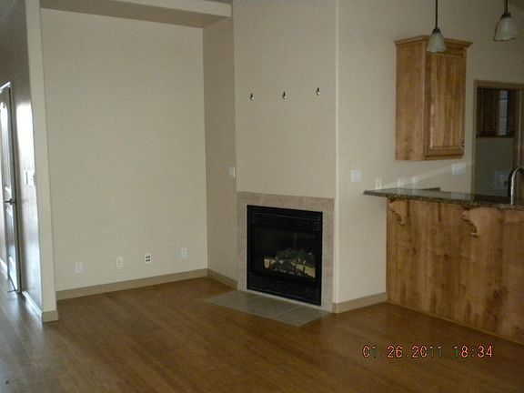 5th image of 2391 S Canterbury Rd