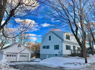 23 Warwick St, Bangor, ME 04401