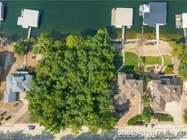 696 & 697 Eagle Dr, Lake Ozark, MO 65049
