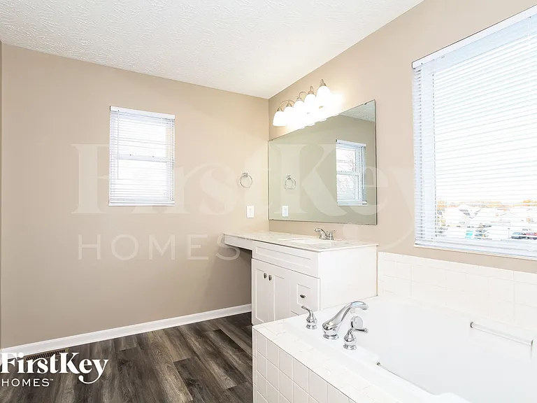 26 Forest Pond Dr — Photo 13