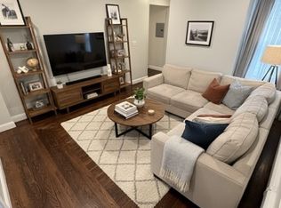 83 Chelsea St APT 1, Boston, MA 02128