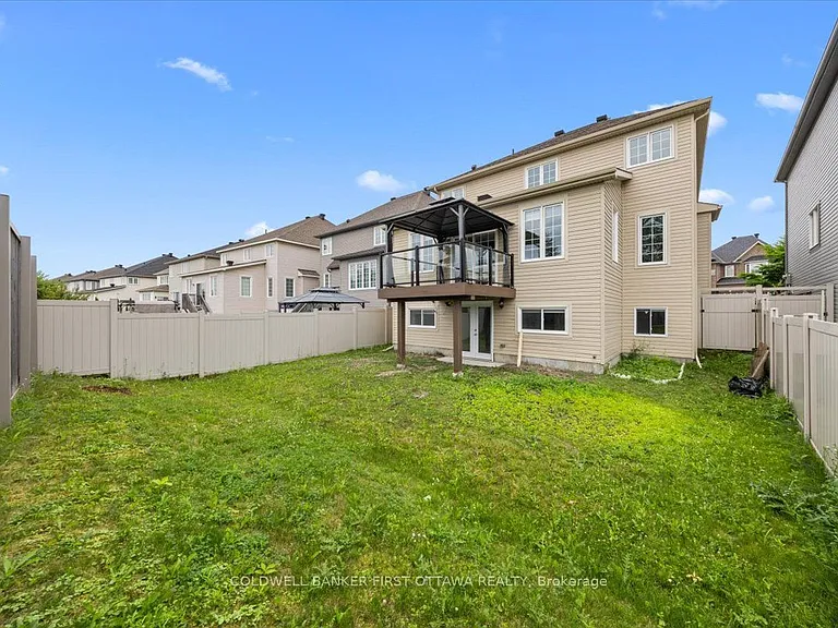 118 Culloden Cres — Photo 42
